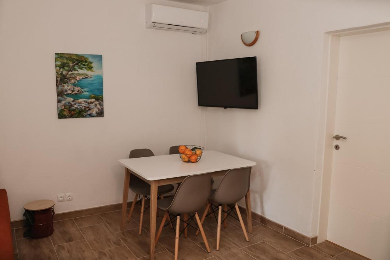 Apartments Prce Оребич Екстер'єр фото