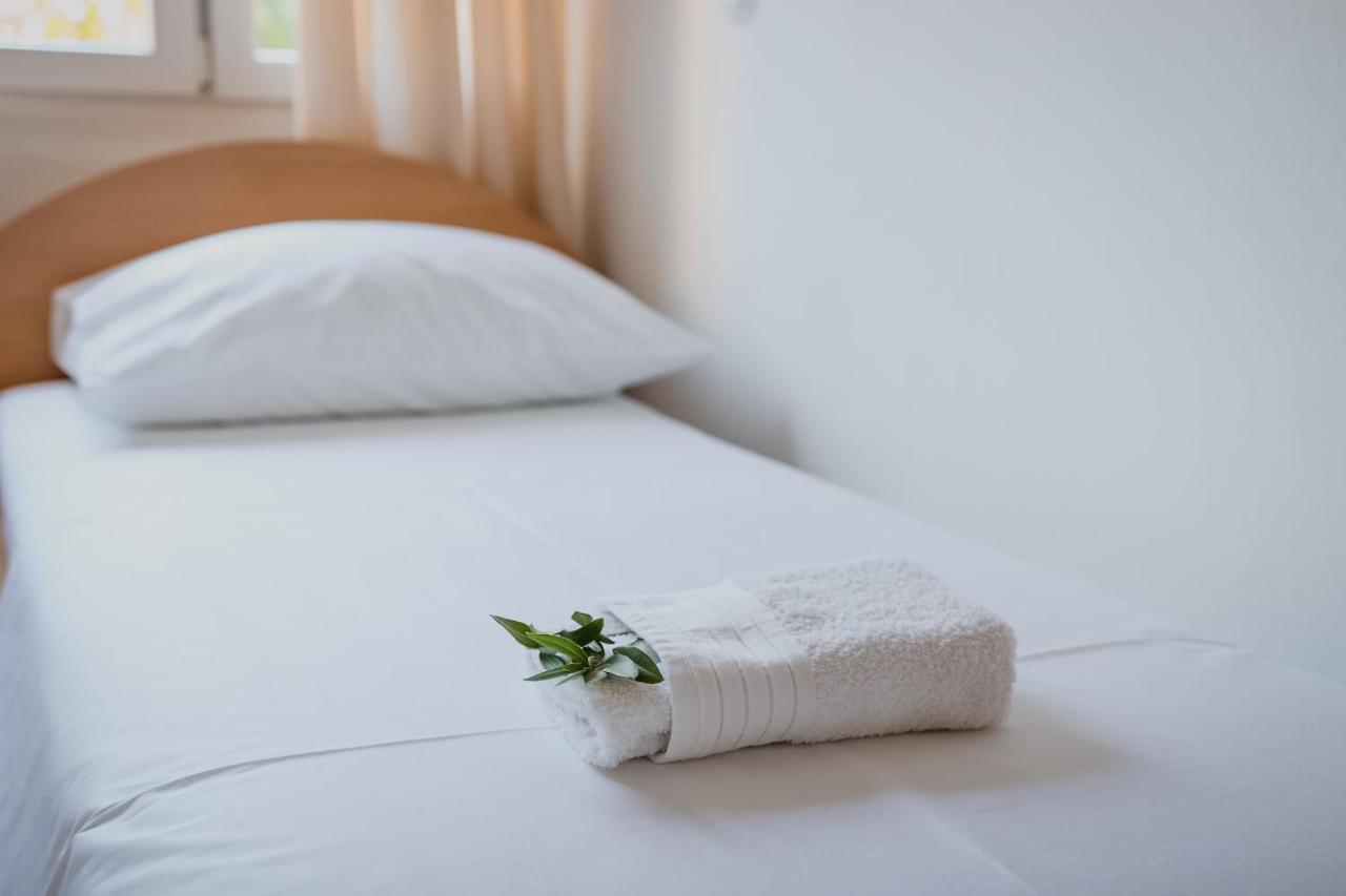 Apartments Prce Оребич Екстер'єр фото